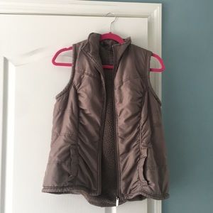 Brown zip up vest size M